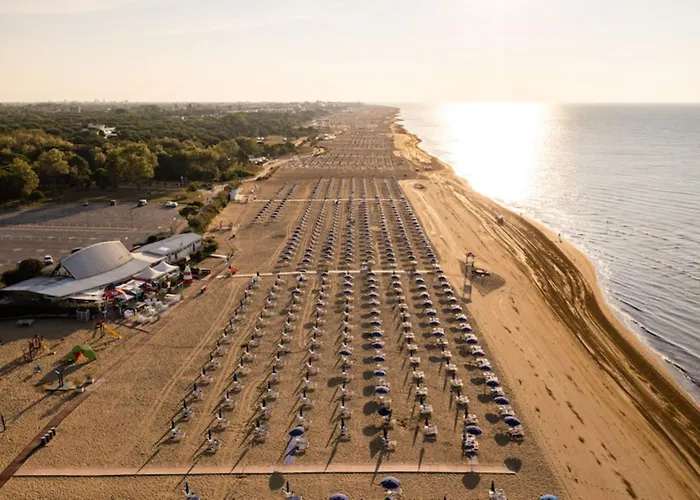 Welcoming Flat For 6 Guests Next To The Daire