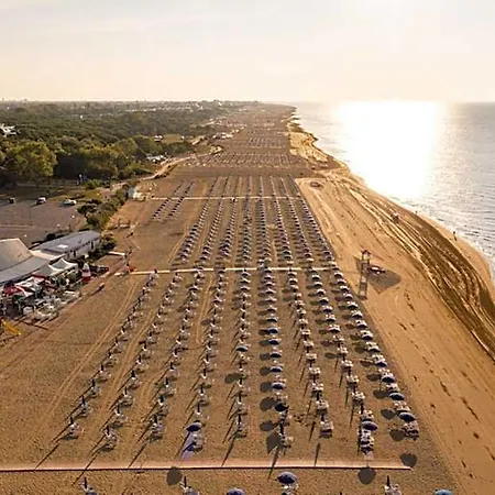 Welcoming Flat For 6 Guests Next To The Apartamento *